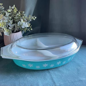 Vintage Pyrex Snowflake Turquoise Ovenware Lidded Divided Casserole Dish