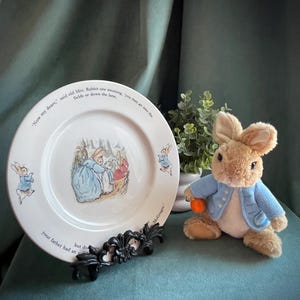 Vintage Wedgwood Peter Rabbit Porcelain Children&#39;s Cake Plate England New Old Stock PLATE ONLY