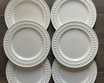 Fapor Delmar White Embossed Pearl Shaped Border Ceramic Dinner Plates Set of 6