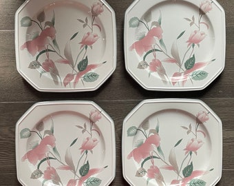 Vintage Mikasa Continental Silk Flowers Octagon Ceramic Dinner Plates Set of 4 Like New