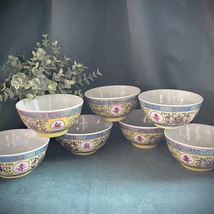 Vintage Mun Shou Famille Jaune Longevity Yellow Porcelain Rice Bowls Set of 7
