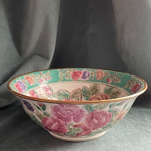 Vintage Asian Floral Chinoiserie Porcelain Decorative Bowl