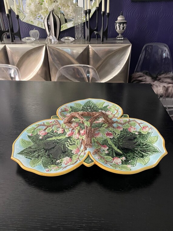 Mottahedeh Museum Reproductions Majolica 3 Part Floral Branch