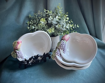 Italian Ceramic DiPinto a Mano Hand Painted Raised Relief Fruit Motif Small Pinched Berry or Fruit Bowls Set of 4