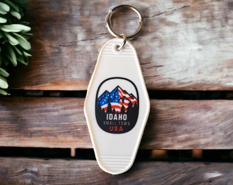 Custom Retro Hotel Keychain, Patriotic Mountain Scene