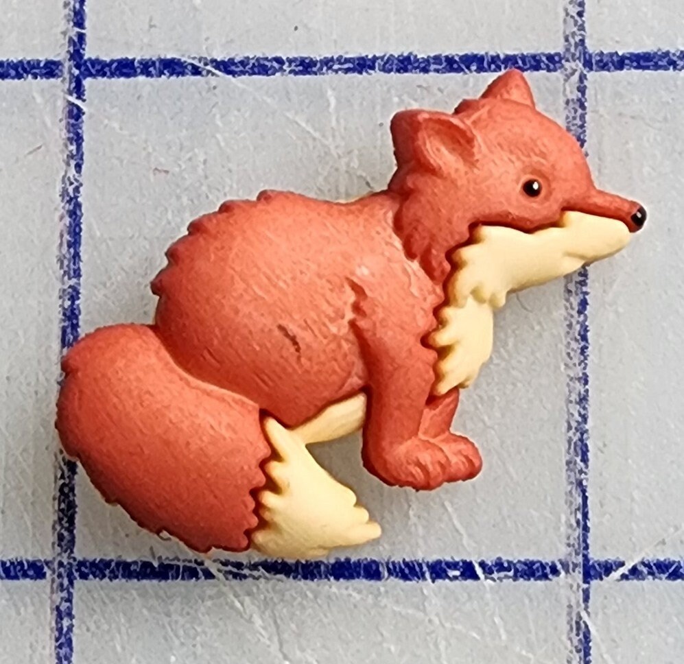 Super Cute Fox & Beaver Buttons. Wounderful Detail. 2 Different Style ...