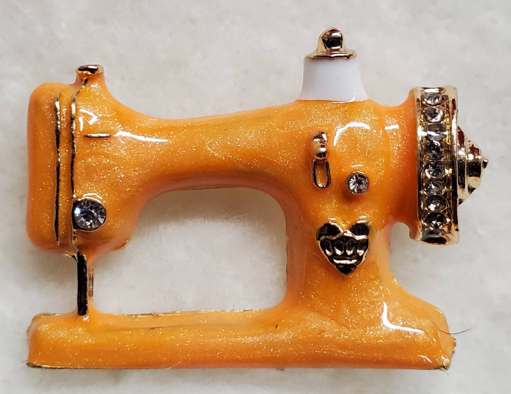 SWEET tiny sewing machine lapel pin or broach. Metal base Etsy