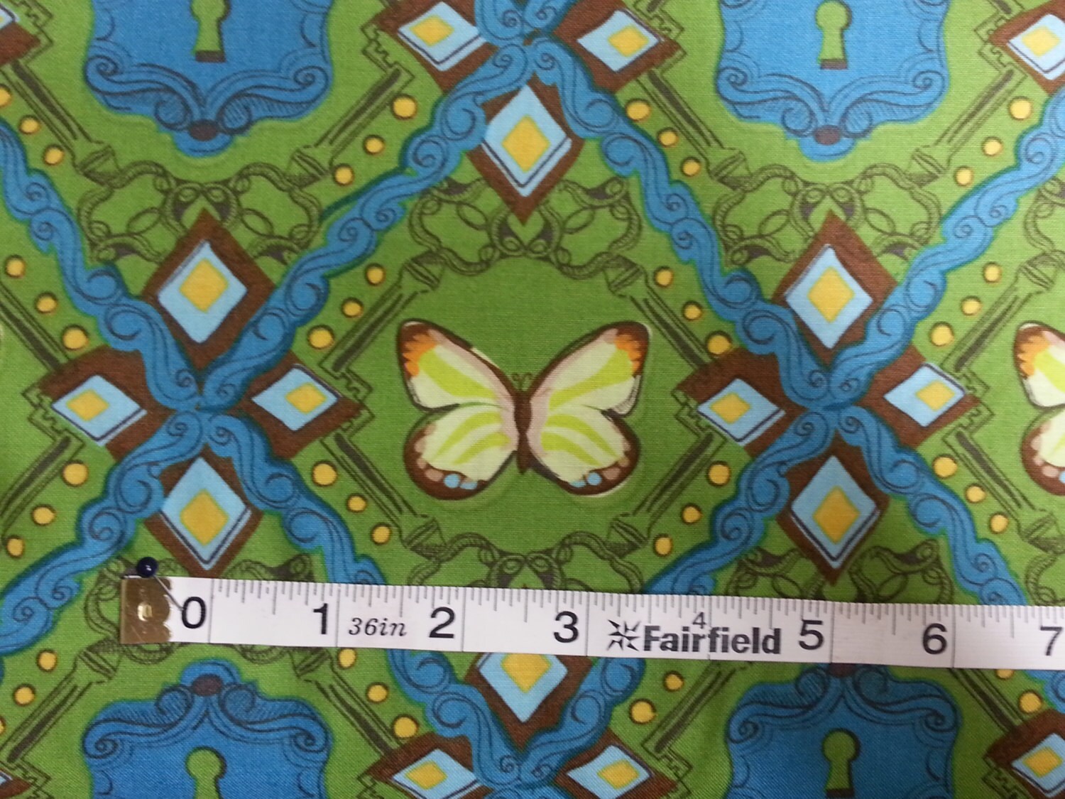 bold vintage style butterfly 1 100% cotton Quilting fabric colorful One yellow green blue and key hole pre-cut FAT Quarter bold vintage style butterfly 1 100% cotton Quilting fabric colorful One yellow green blue and key hole pre-cut FAT Quarter