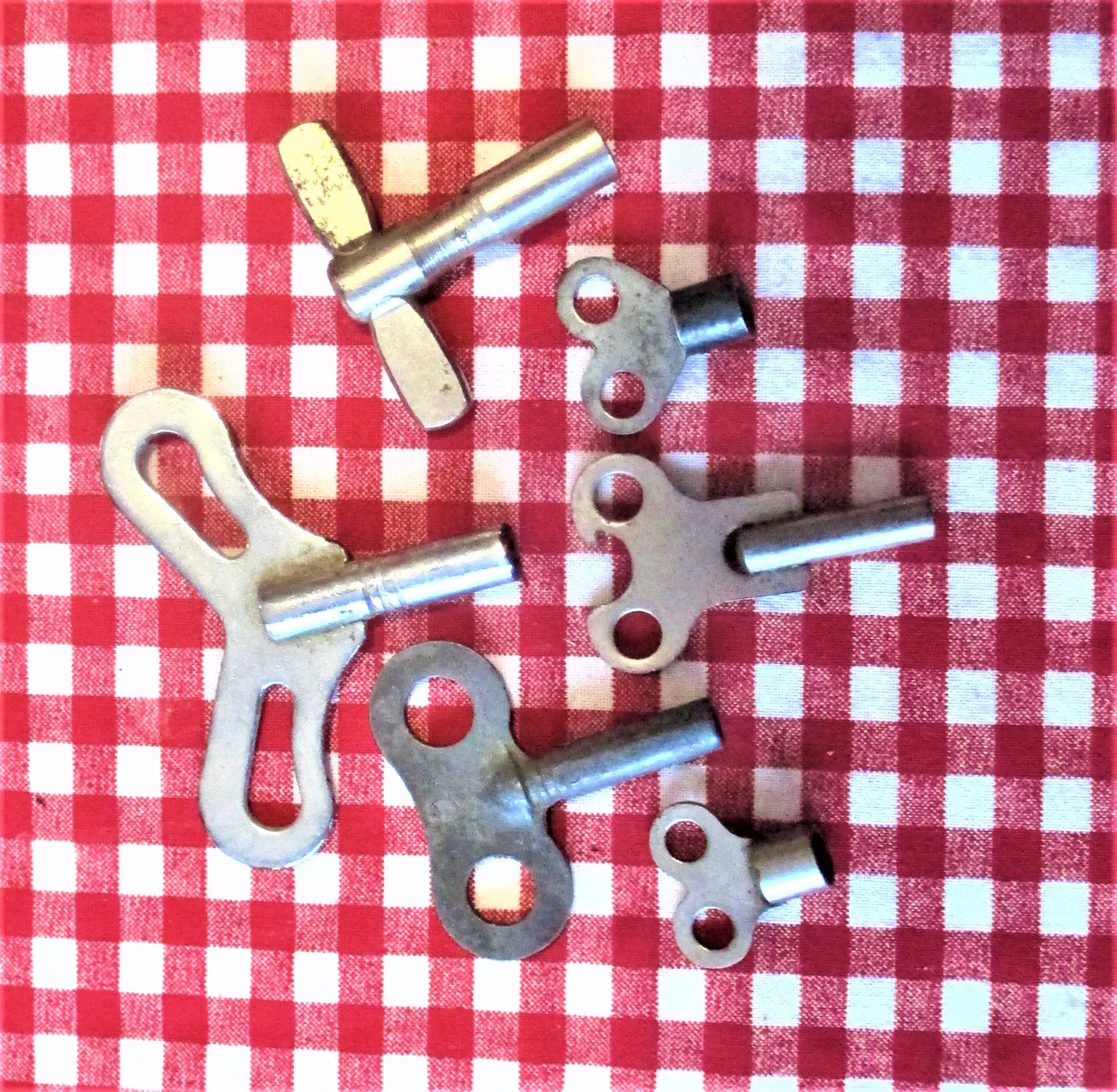 Clock Keys Six Various Sizes for Your Collection Jewelry Etsy