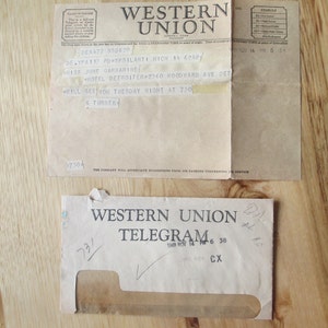 Western Union Telegraph, noviembre de 1949, desde Ypsilanti, Michigan, al Hotel Detroiter en Detroit, Michigan, con sobre original, una bonita pieza histórica.