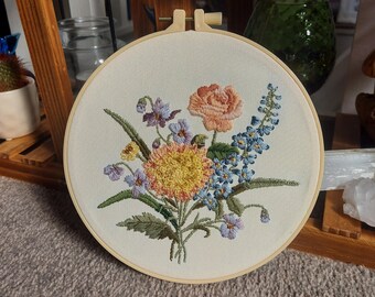 Floral embroidery hoop