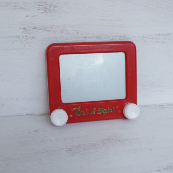 Vintage Travel Etch A Sketch 