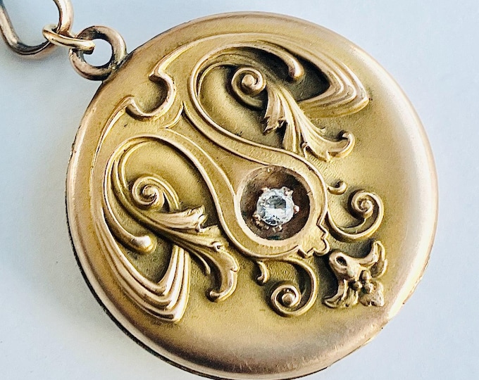 Antique Victorian Art Nouveau Gold Filled Repousse Floral Locket Necklace