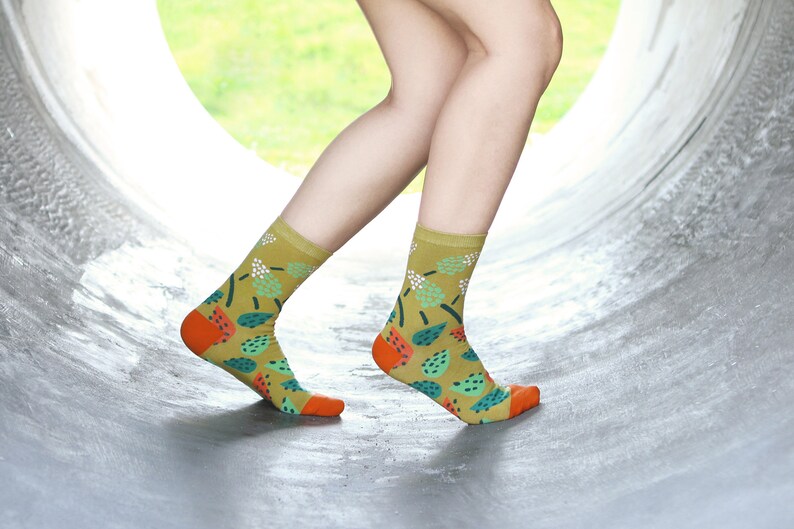 cotton socks colorful fun /& comfortable socks African Hosta Wasabi Unisex Crew Socks