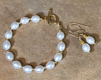 Freshwater Pearl Beaded Bracelet, 14K Gold Filled or 925 Sterling Silver Bracelet, Pearl Gift, June Birthstone