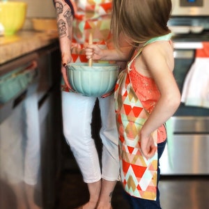 Kids & Adult Apron Pattern pdf Mom and me apron pattern apron pattern image 3