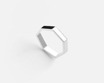 Geometry knuckle ring