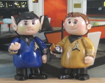 Capitán Kirk, Sr. Spock, McCoy, Scotty, Uhura... miniaturas OOAK coleccionables de la serie original de Star Trek