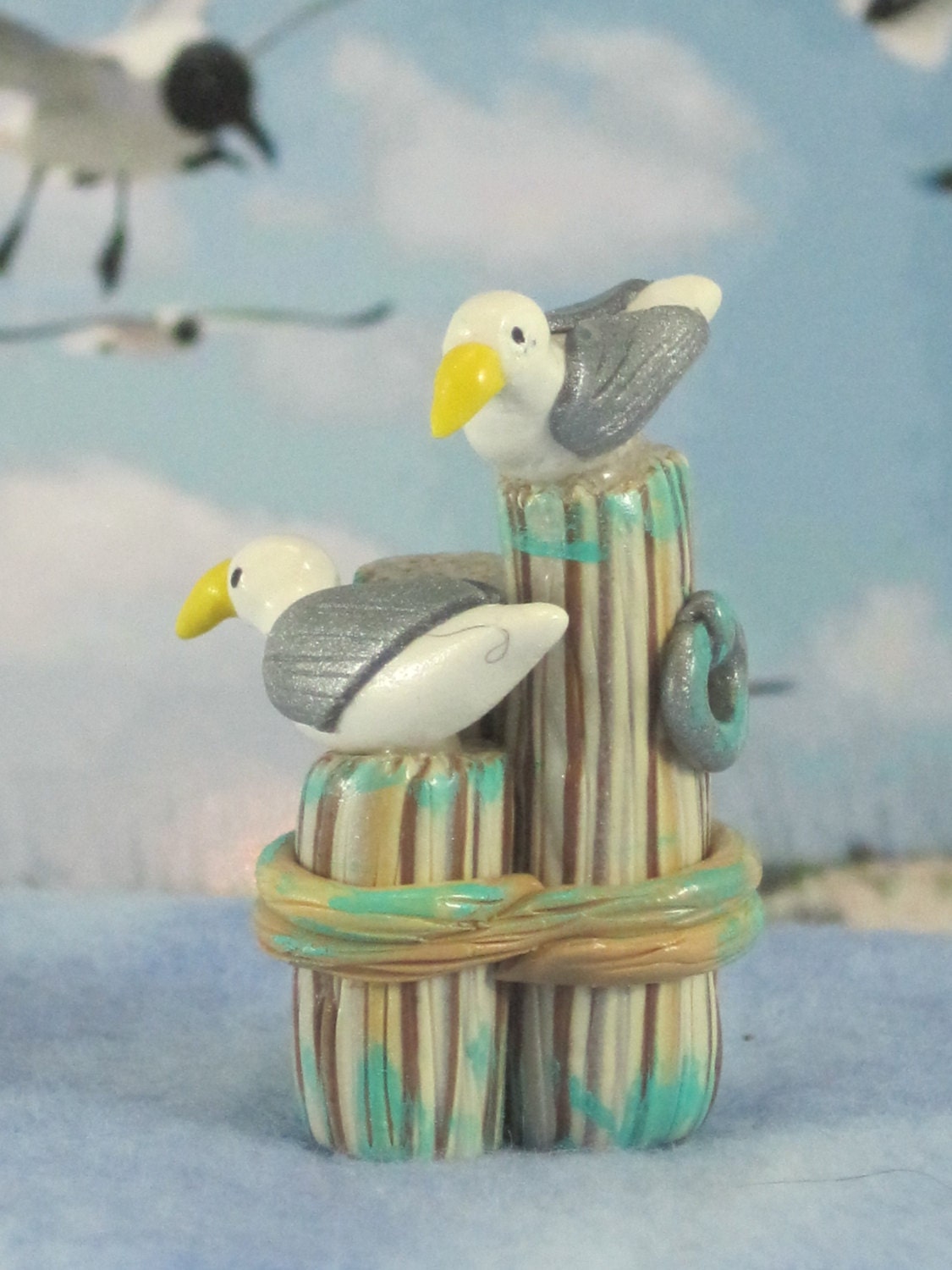 Gabbiani su pali per Fairy Garden, OOAK Statuetta in miniatura