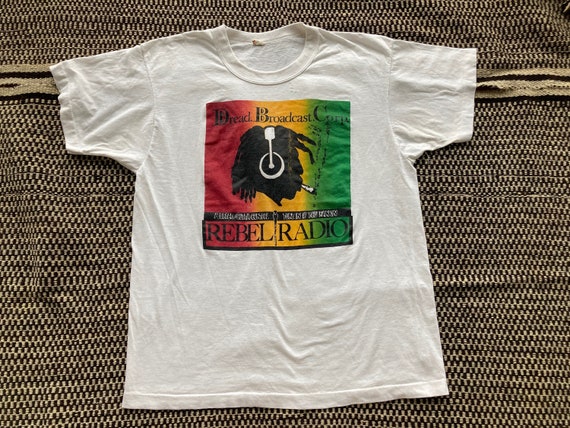 M 80s Dread Broadcast Corp Tee Black Pirate Radio… - image 2