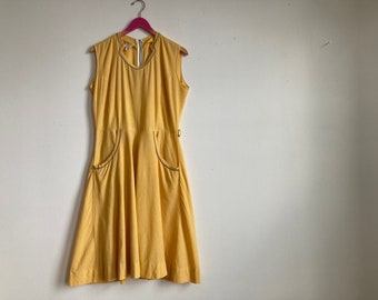 50s Canary Yellow Cotton Dress Checkerboard Trim Black and White Sweetheart Neckline Cotton Day Dress Fit & Flare Mid Century 1950s