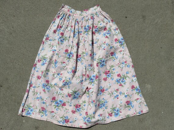 24" 40s Handmade Soft Pink Floral Cotton Skirt Fe… - image 2