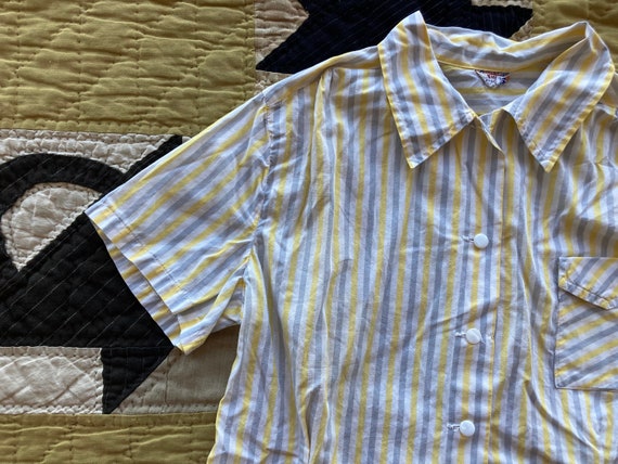 M 1940s Striped Cotton Button Front Blouse with F… - image 2