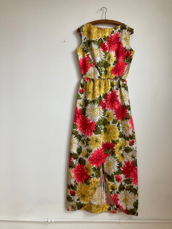 Gorgeous 60s Floral Print Dress Cutaway Hem Sleev… - image 2
