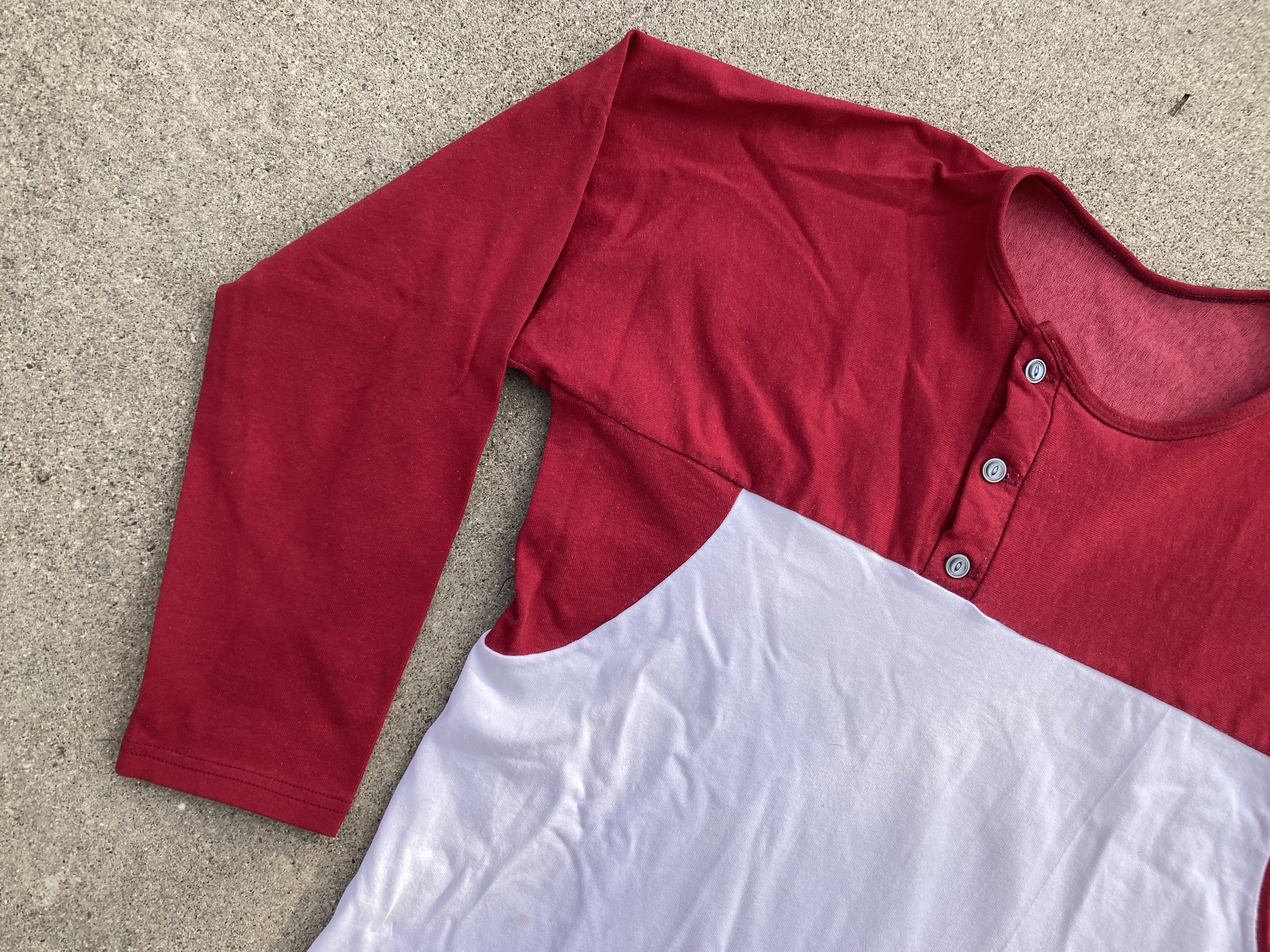 日本初の Tone Two 70s L M Henley Color Details Asymmetrical Jersey トップス