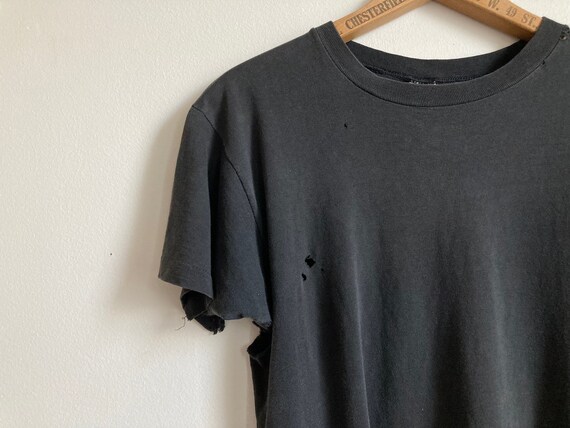 70s Black Mayo Spruce Cotton T-Shirt Thrashed Pap… - image 2