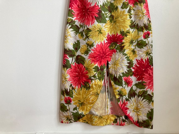 Gorgeous 60s Floral Print Dress Cutaway Hem Sleev… - image 4