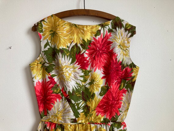 Gorgeous 60s Floral Print Dress Cutaway Hem Sleev… - image 8
