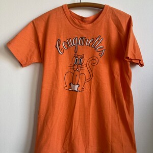 S M 70s Orange Cotton T-Shirt &quot;Cougarettes&quot; with Cougar in Cowgirl Boots Tee Single Stitch 60s 1960s 1970s