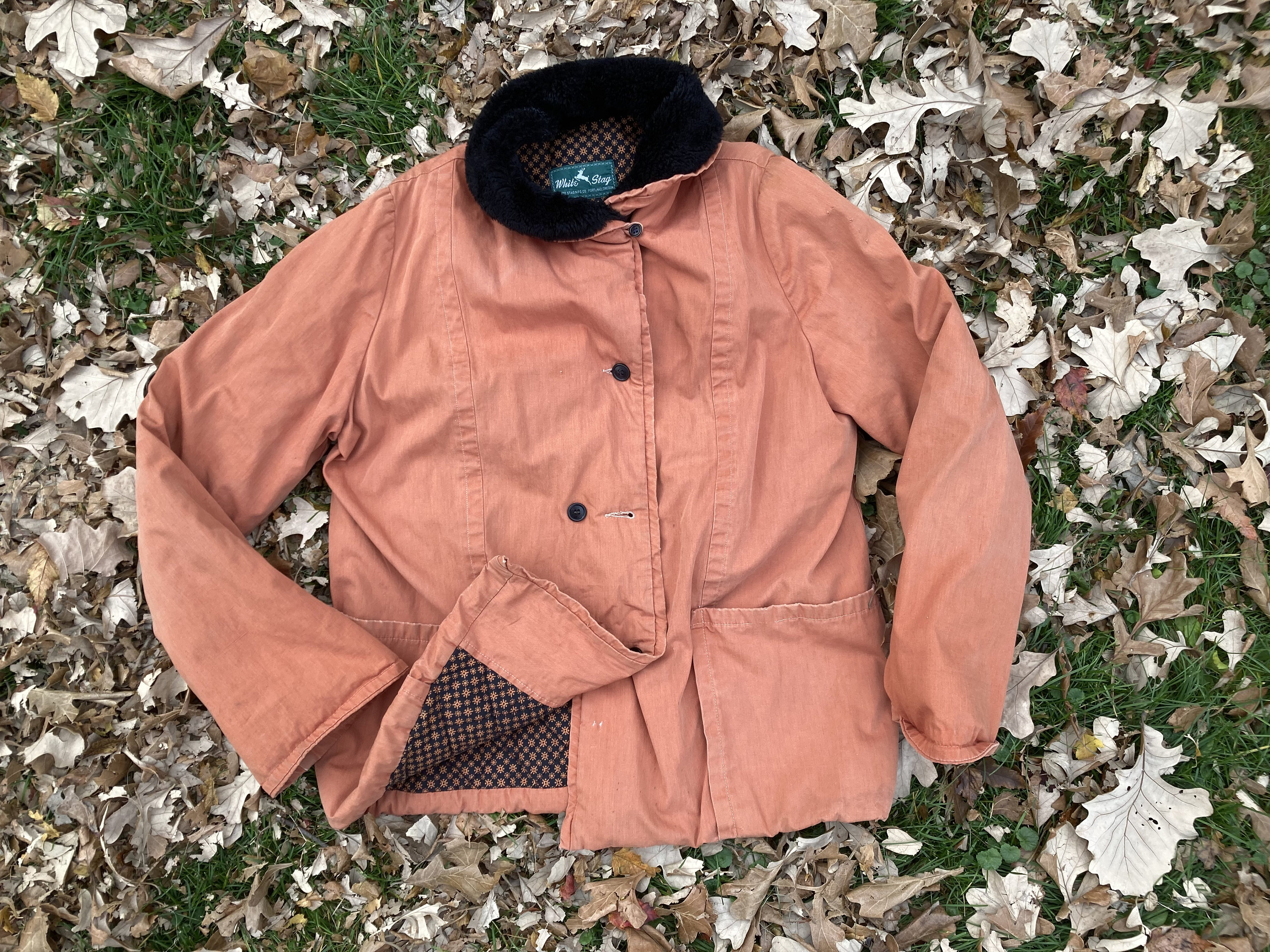 L 1950s White Stag Cotton Jacket Fleece Shawl Collar Quilted