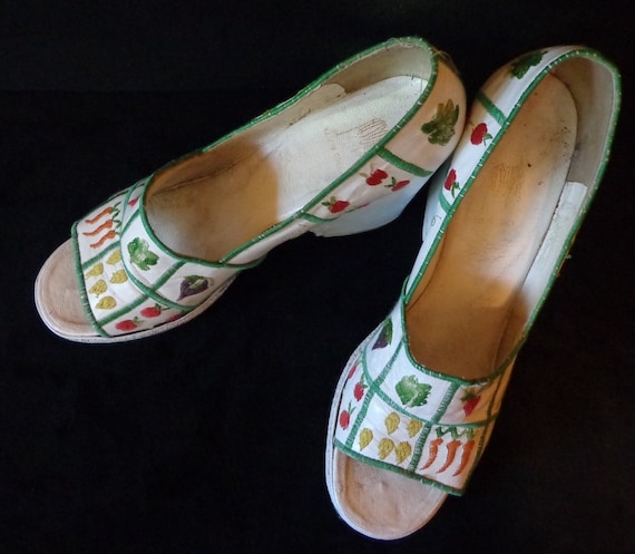 1970's Vegetable Platform Open Toed Shoes Made In… - image 1