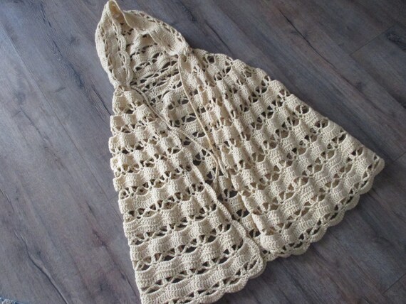 Vintage Irish knitted cape, Irish traditional han… - image 4