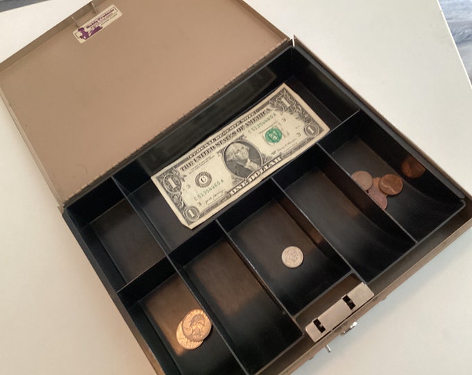 Vintage Buddy Products Cash Box, Cash Bos With Removable Tray, Metal