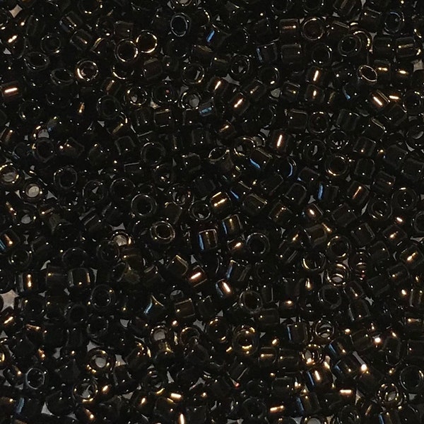 Size 11/0 Miyuki Delica, OPAQUE BLACK (#DB0010), 7.5gram Tube, 1.6mm Round Glass Seed Beads/Rocailles, Looming/Jewelry/Weaving Supplies