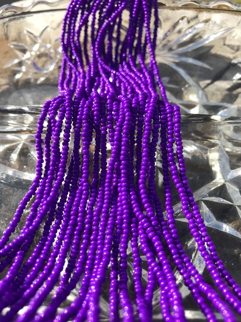 Size 100 Opaque Terra INTENSIVE DEEP PURPLE Preciosa Czech Glass Seed Beads-2.3mm Round Rocaille-HankStrandString-Jewelry Supplies