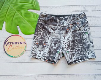 Girls' Gym Sports Shorts - Eye of the Tiger