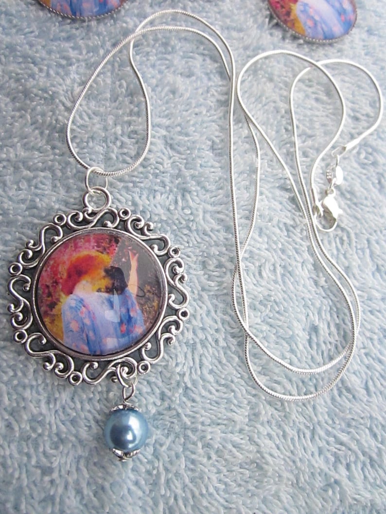 2 choices! Geisha printed image under glass round dome cabochon pendant w matched earrings fx Pearl /& 925 chain w