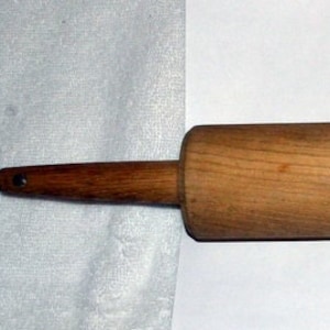Rolling Pin, # 302, vintage rolling pin, wooden rolling pin, kitchen utensils, utensils, antique utensils, antiques, collectables, gifts