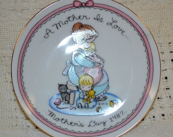 Avon Plate, avon decorative plate, avon, decorative plates, plates, avon special memories, antiques, collectables, gifts, vintage gifts