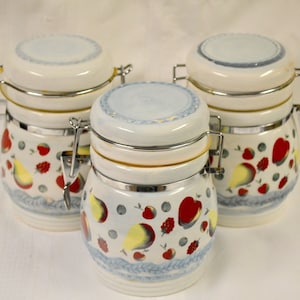 Canister Set, kitchen canisters, vintage canisters, food storage, collectables, antiques, gift, farmhouse decor, country decor, vintage gift