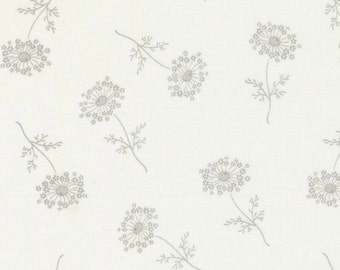 Honeybloom - Dancing Dandies - Florals (Milk Stone) 44346 21 by 3 Sisters for Moda Fabrics
