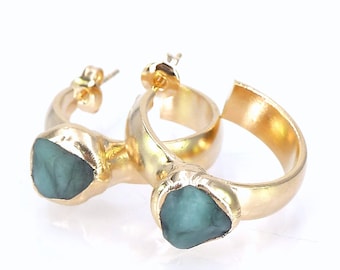 Emerald Earrings, Raw Stone Earrings, Emerald Hoop Earrings, May Birthstone Earrings, Raw Emerald Hoop Earrings, Gold Crystal Hoop Earrings.