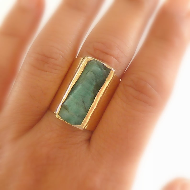 Raw emerald ring, Raw gemstone ring, Emerald stacking, Emerald gold ring, Emerald crystal ring, Emerald ring, Cocktail Ring, Birthstone ring image 6