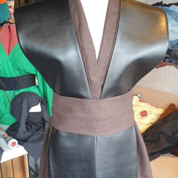 Jedi sleeveless tunic and tabards mixed wool and leatherette.  Anakin skywalker cosplayers - all sizes - worldwide shippin - custom options