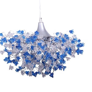 Lighting hanging chandeliers with clear and blue flowers, for Dining Room, hall or bedroom.