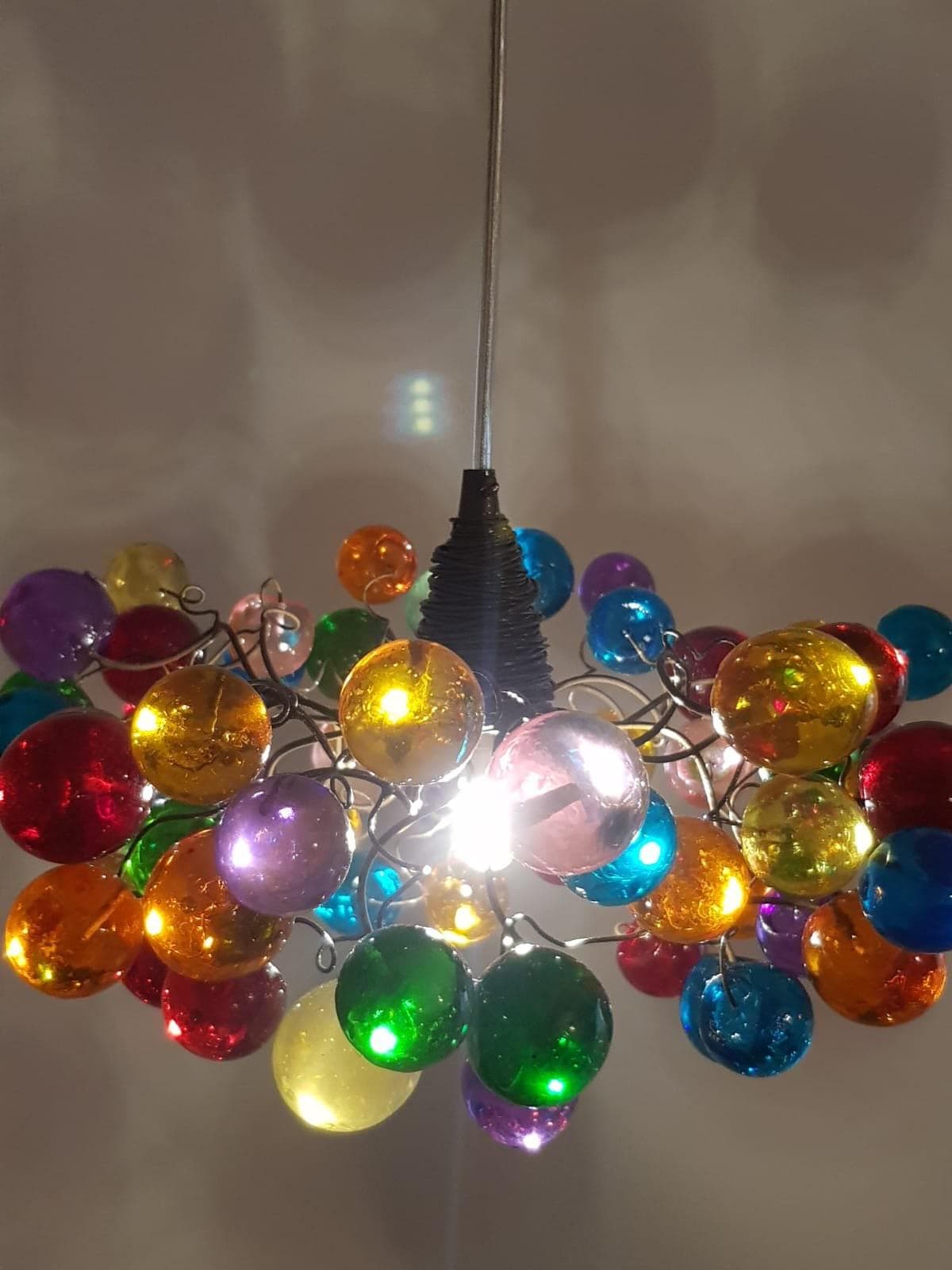 カラフルな樹脂シャンデリア、バブルペンダントライト、レインボー